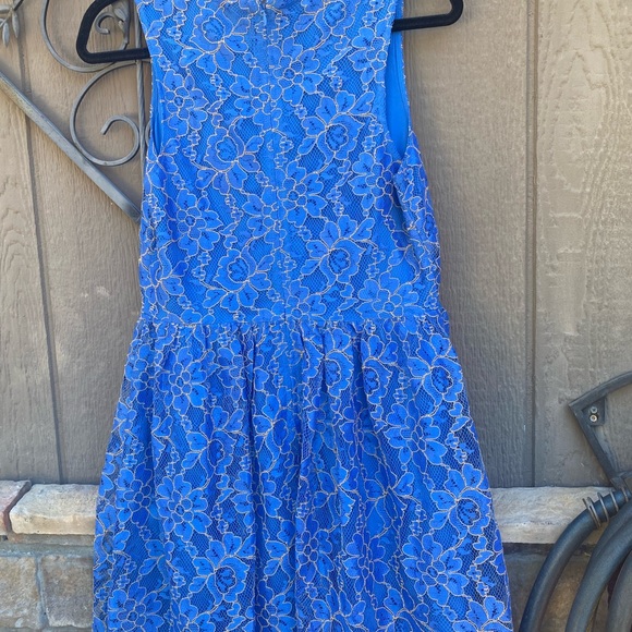 NWOT-Rhyme Los Angeles-Sz-M-blue & gold floral lace overlay dress - Picture 2 of 5